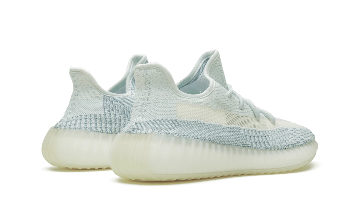 Par de zapatillas Adidas Yeezy Boost 350 V2 Cloud White (Non-Reflective) (FW3043) nuevas y auténticas con caja original.