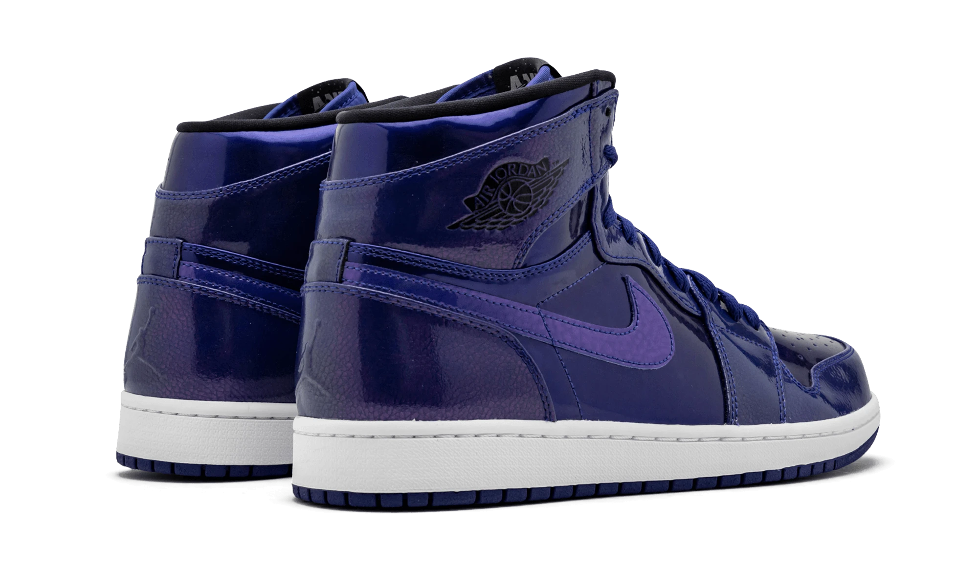 Pair of sneakers Air Jordan Jordan 1 Retro Deep Royal (332550-420) brand new and authentic with original box.