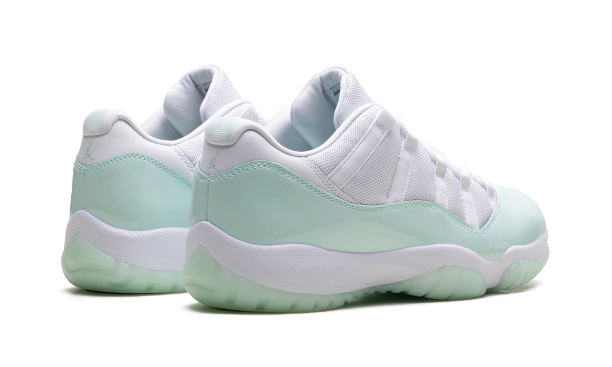 Par sneakers Air Jordan Jordan 11 Retro Low Igloo (AH7860-103) – splinterny og autentisk med originalæske.