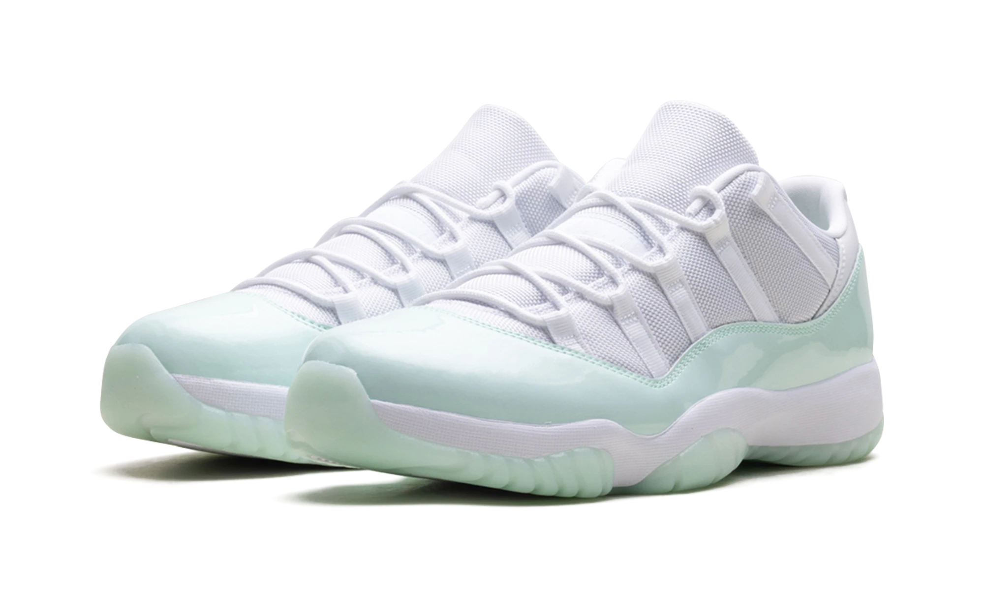 Detalje af indersiden af sneaker Air Jordan Jordan 11 Retro Low Igloo (AH7860-103) blanc.