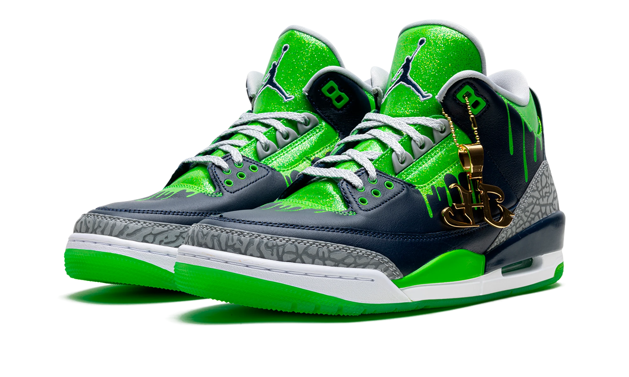 Detail of the inner side of the sneaker Air Jordan Jordan 3 Retro Doernbecher Hugo (FZ3030-919) multicolore.
