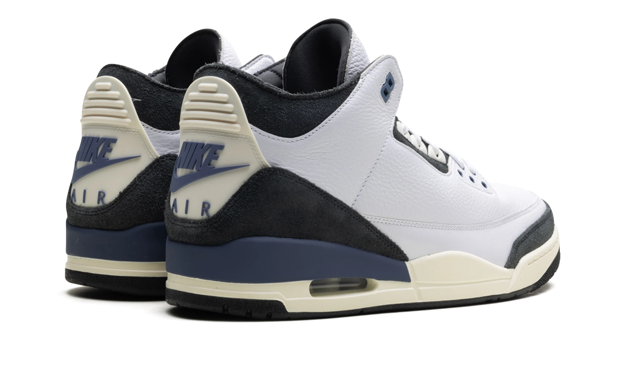 Pair of sneakers Air Jordan Jordan 3 Retro OG SP A Ma Maniére Diffused Blue (HV8571-100) brand new and authentic with original box.