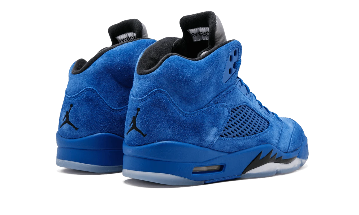 Para sneakersy Air Jordan Jordan 5 Retro Blue Suede (136027-401) – nowych i autentycznych z oryginalnym pudełkiem.