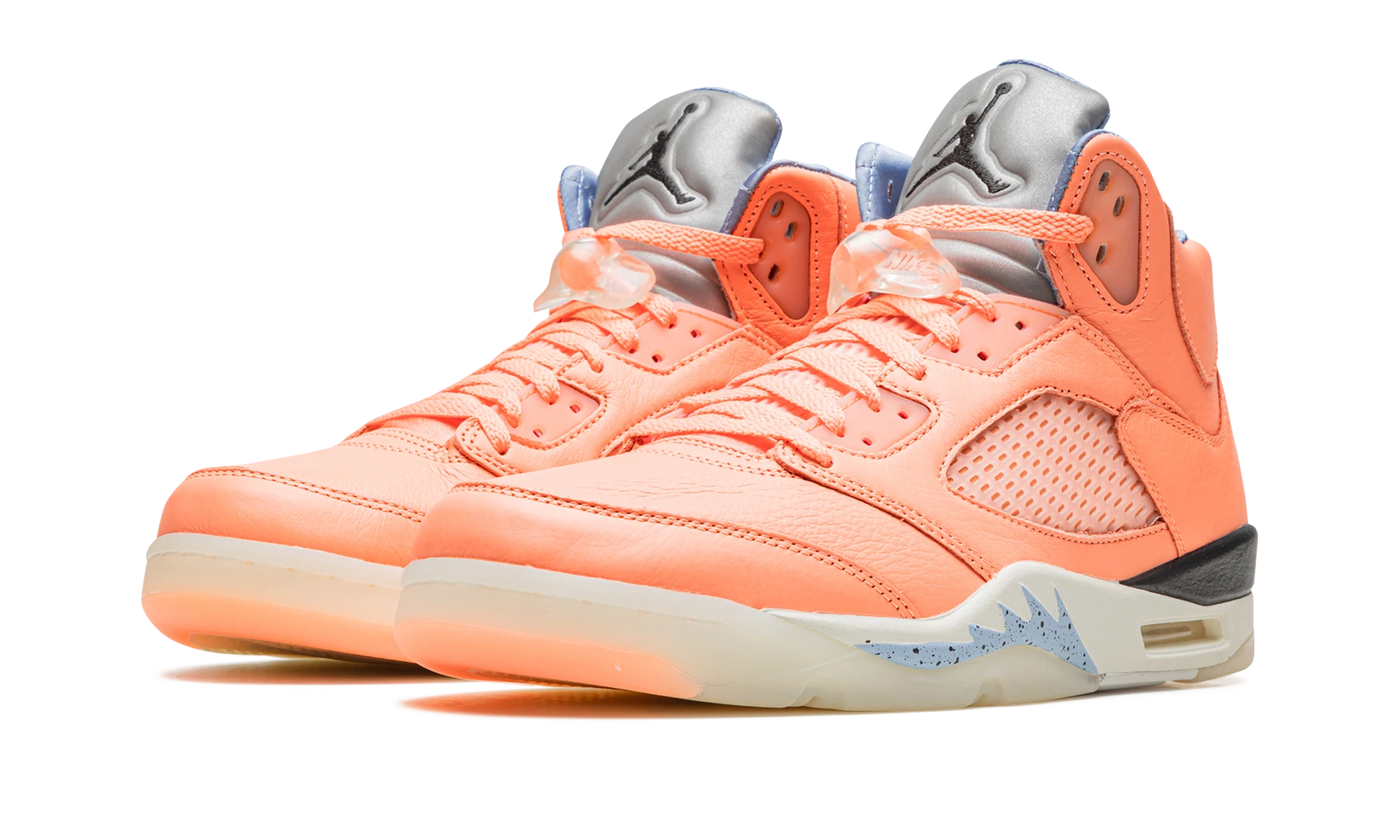 Szczegół wewnętrznej strony sneakersy Air Jordan Jordan 5 Retro DJ Khaled We The Best Crimson Bliss (DV4982-641) rouge, bleu et beige.
