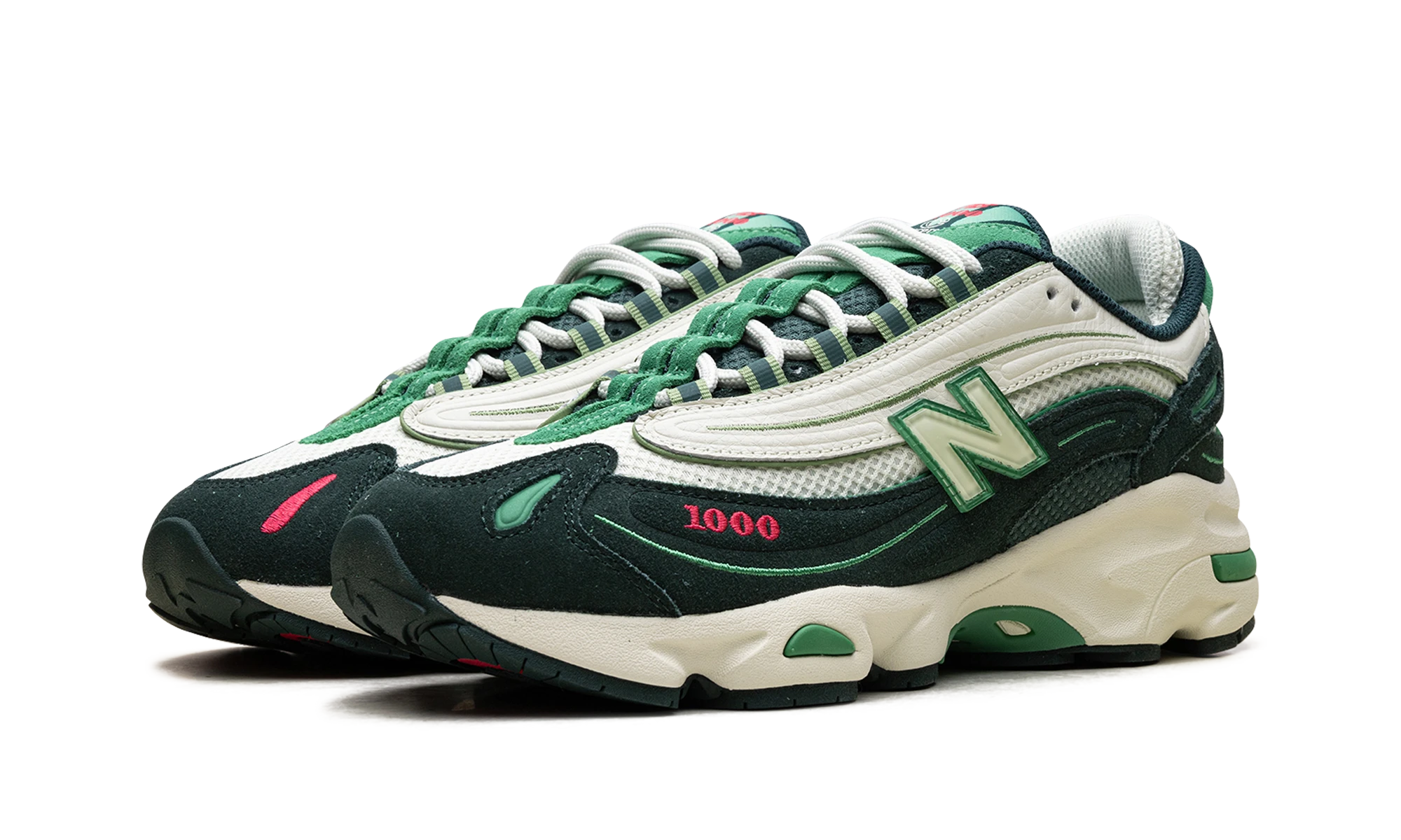 Detalj unutarnje strane tenisica New Balance 1000 Concepts Míle (M1000CN) multicolore.