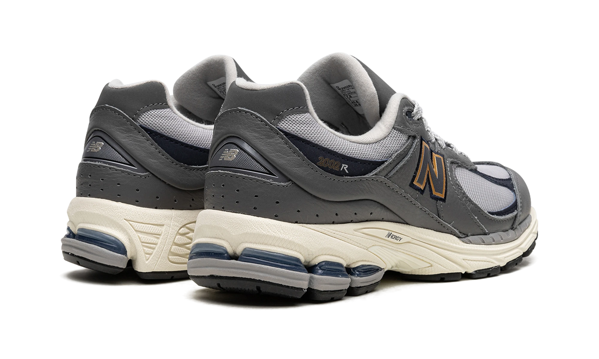 Detail of the inner side of the sneaker New Balance 2002R Castlerock (M2002RHP) or.