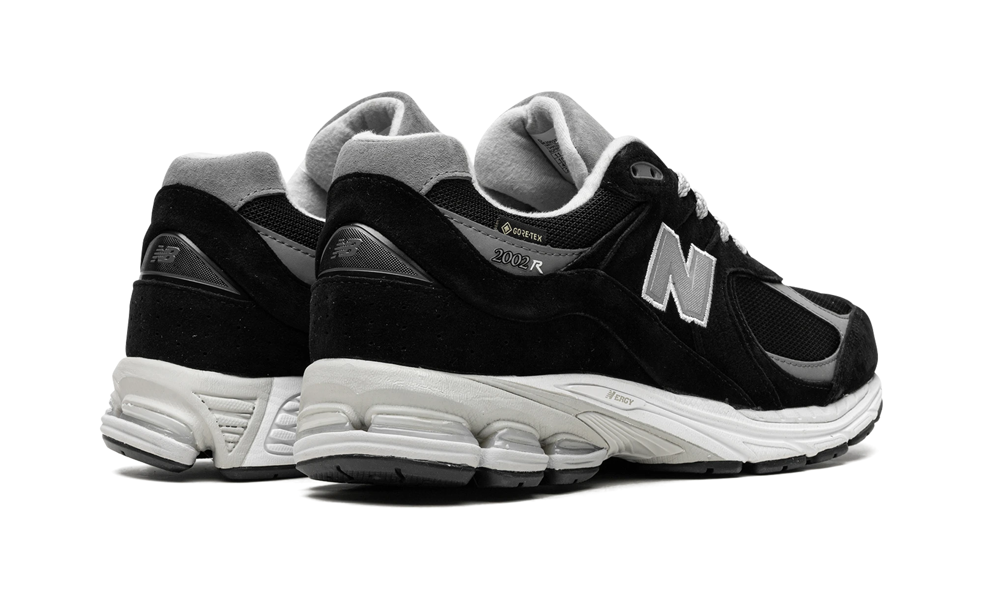 Para sneakersy New Balance 2002R Gore-Tex Black Castlerock (M2002RXD) – nowych i autentycznych z oryginalnym pudełkiem.
