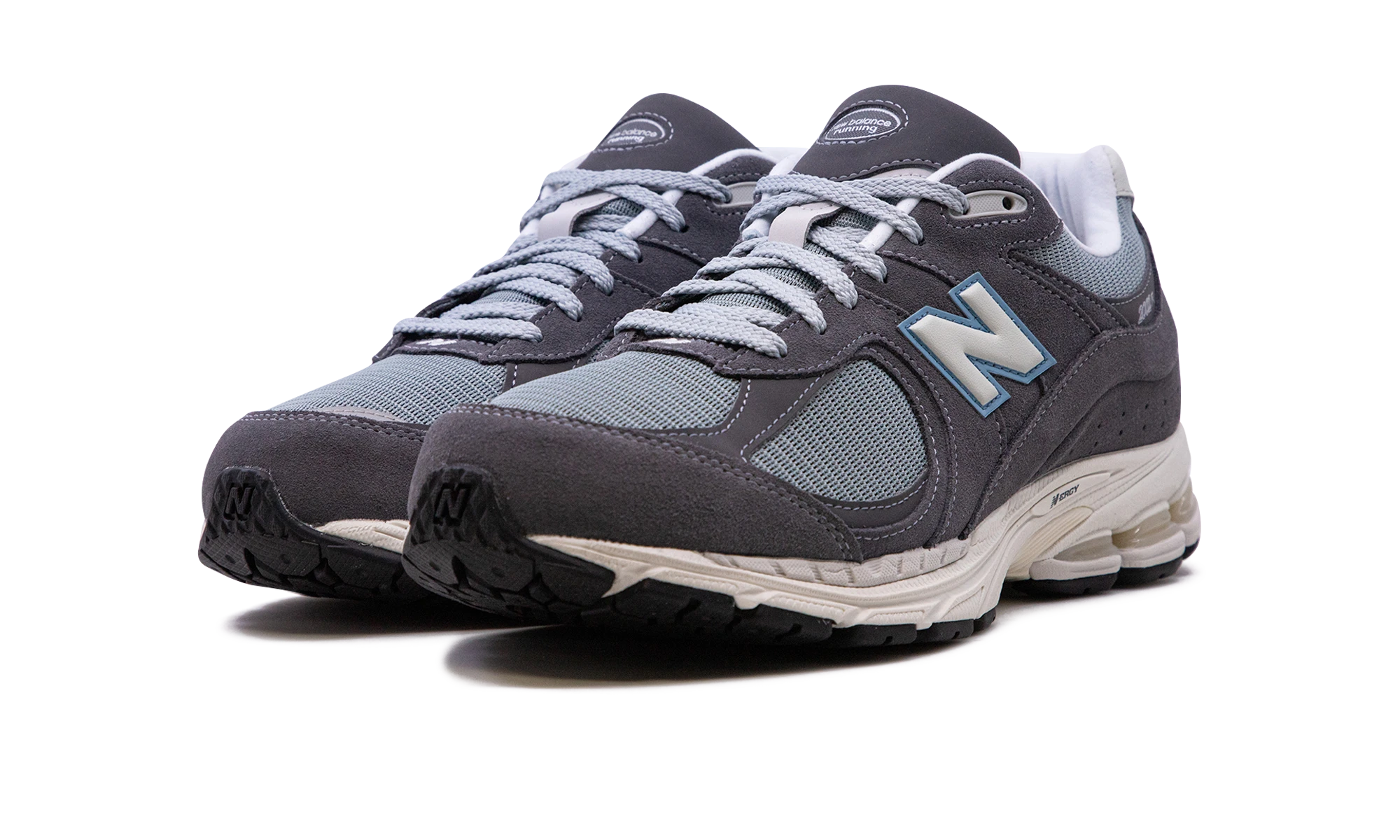 Detail of the inner side of the sneaker New Balance 2002R Magnent Lead (M2002RFB) multicolore.