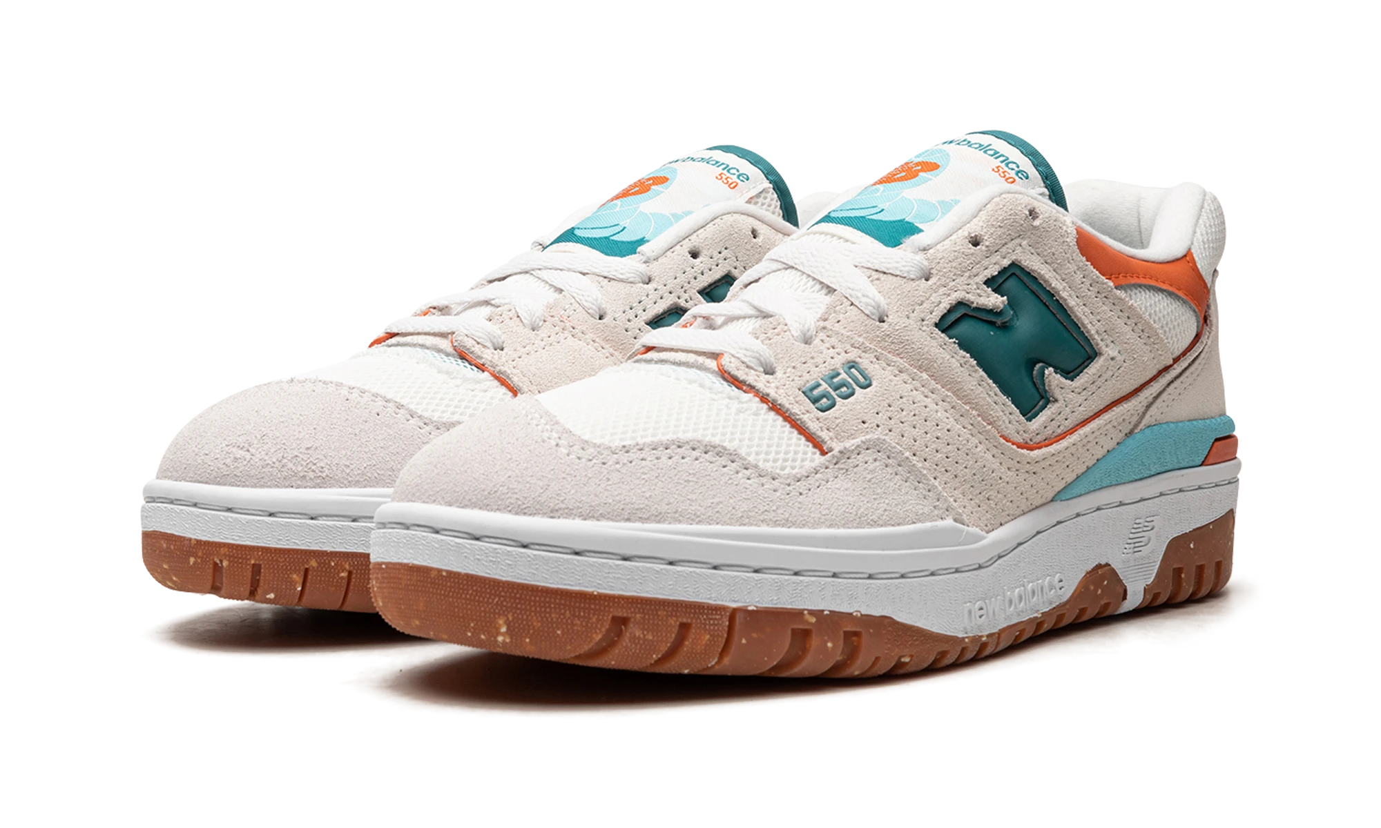 Detail van de binnenkant van de sneaker New Balance 550 Sea Salt Verdigris (BBW550DA) blanc.