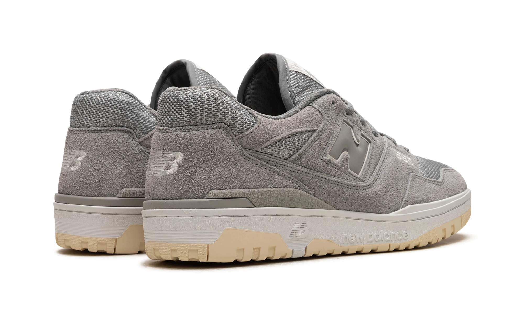 Pair of sneakers New Balance 550 Suede Slate Grey (BB550PHD) brand new and authentic with original box.