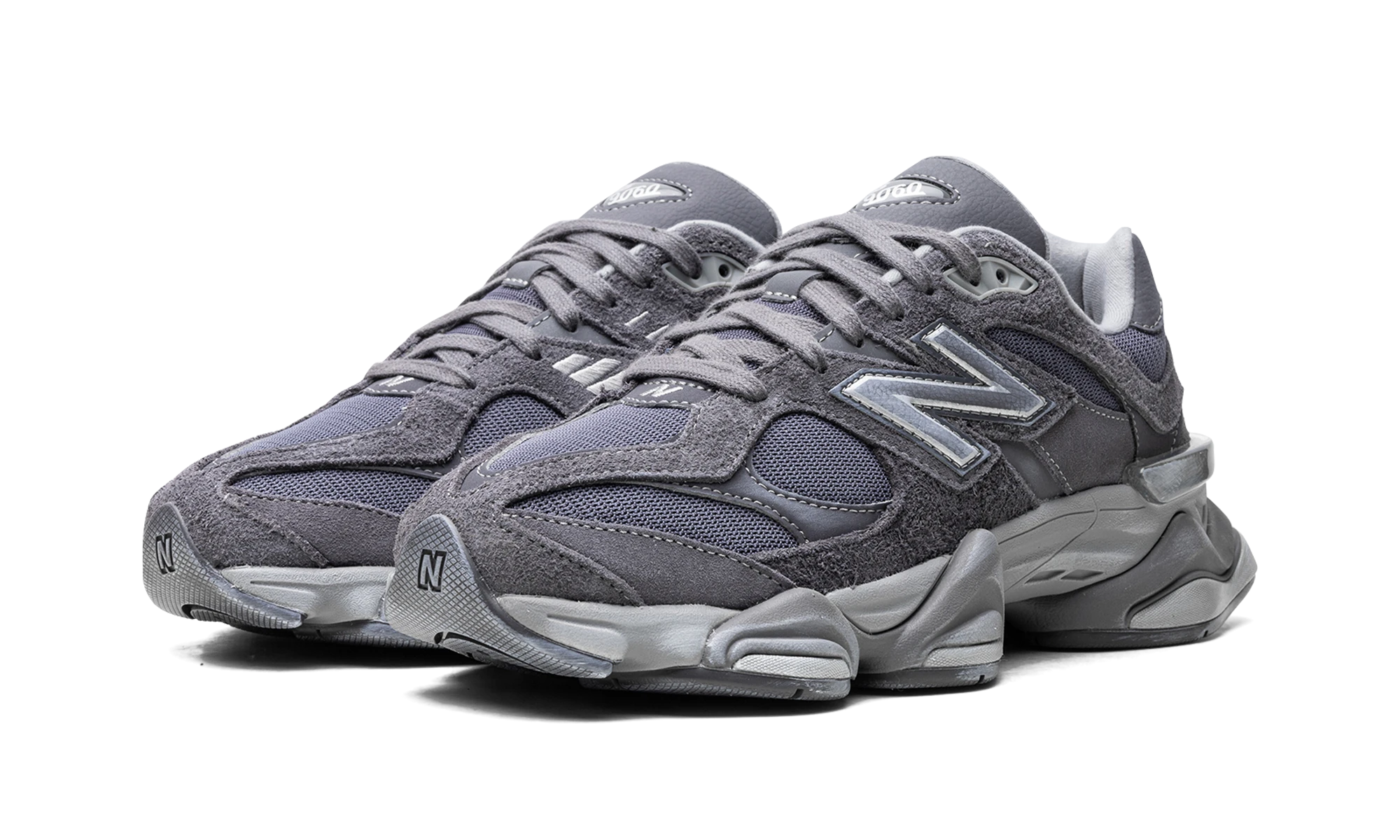 Detail van de binnenkant van de sneaker New Balance 9060 Magnet (U9060SG) gris.