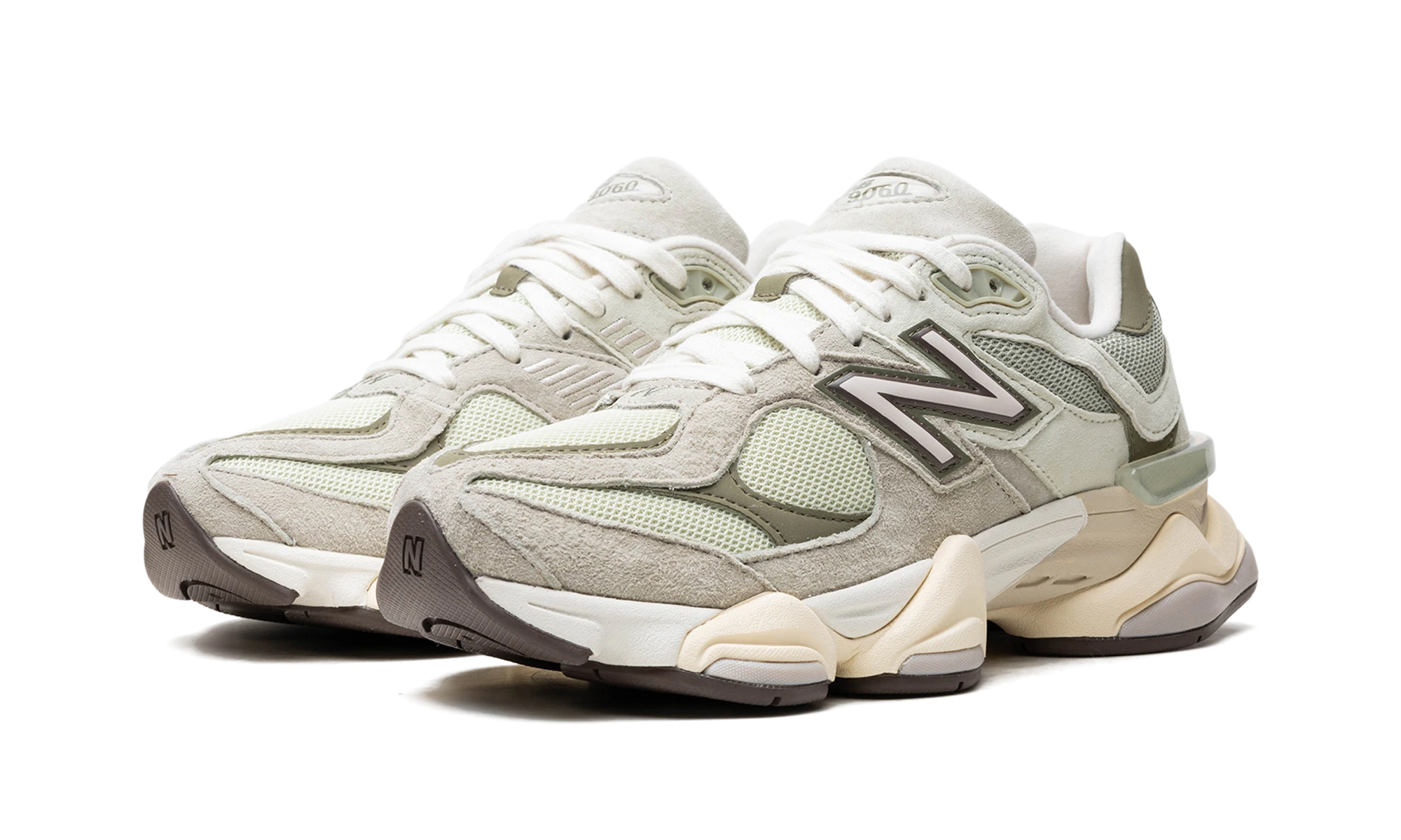 Detail van de binnenkant van de sneaker New Balance 9060 Olivine (U9060EEC) vert.