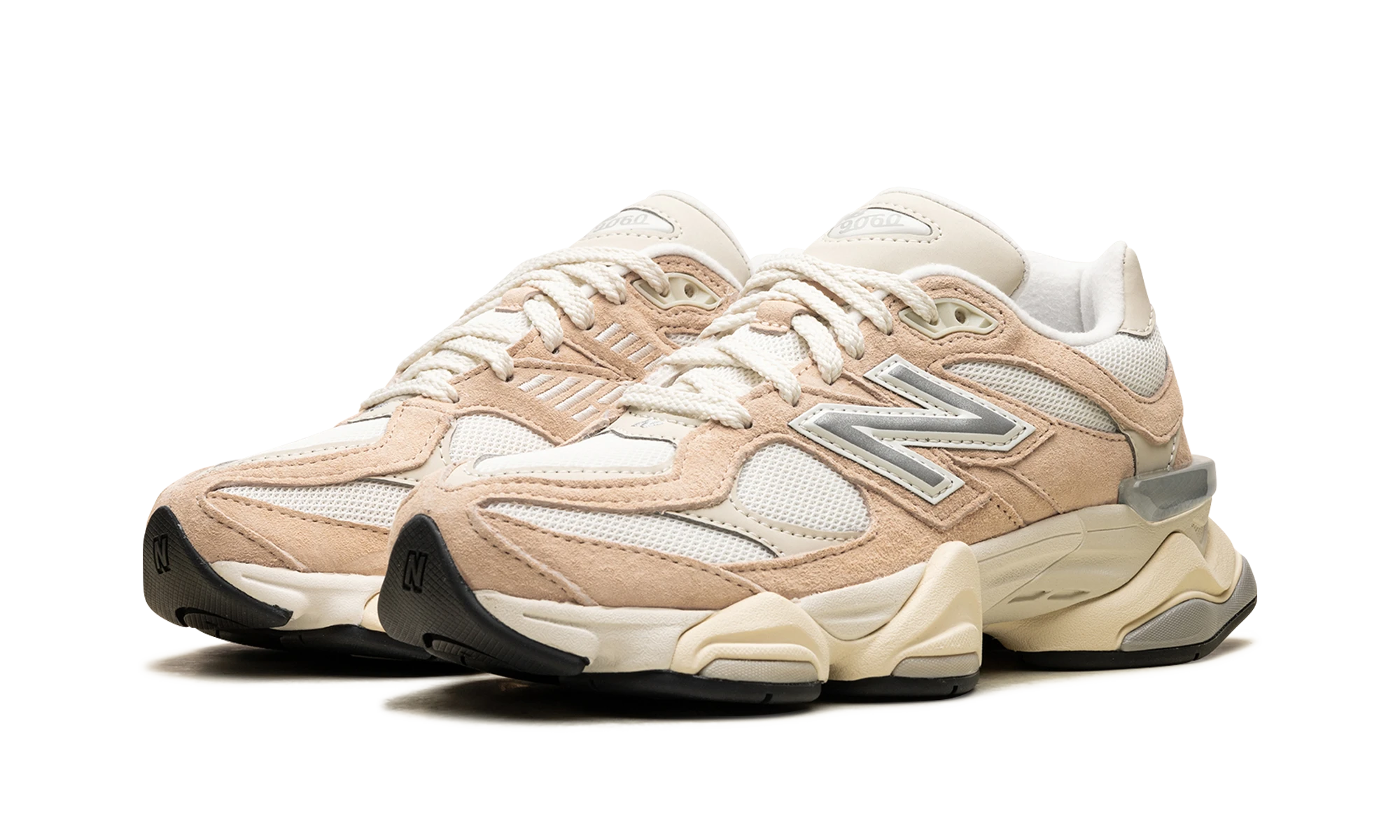 Detail van de binnenkant van de sneaker New Balance 9060 Vintage Rose (U9060WNA) rose, blanc et argent.