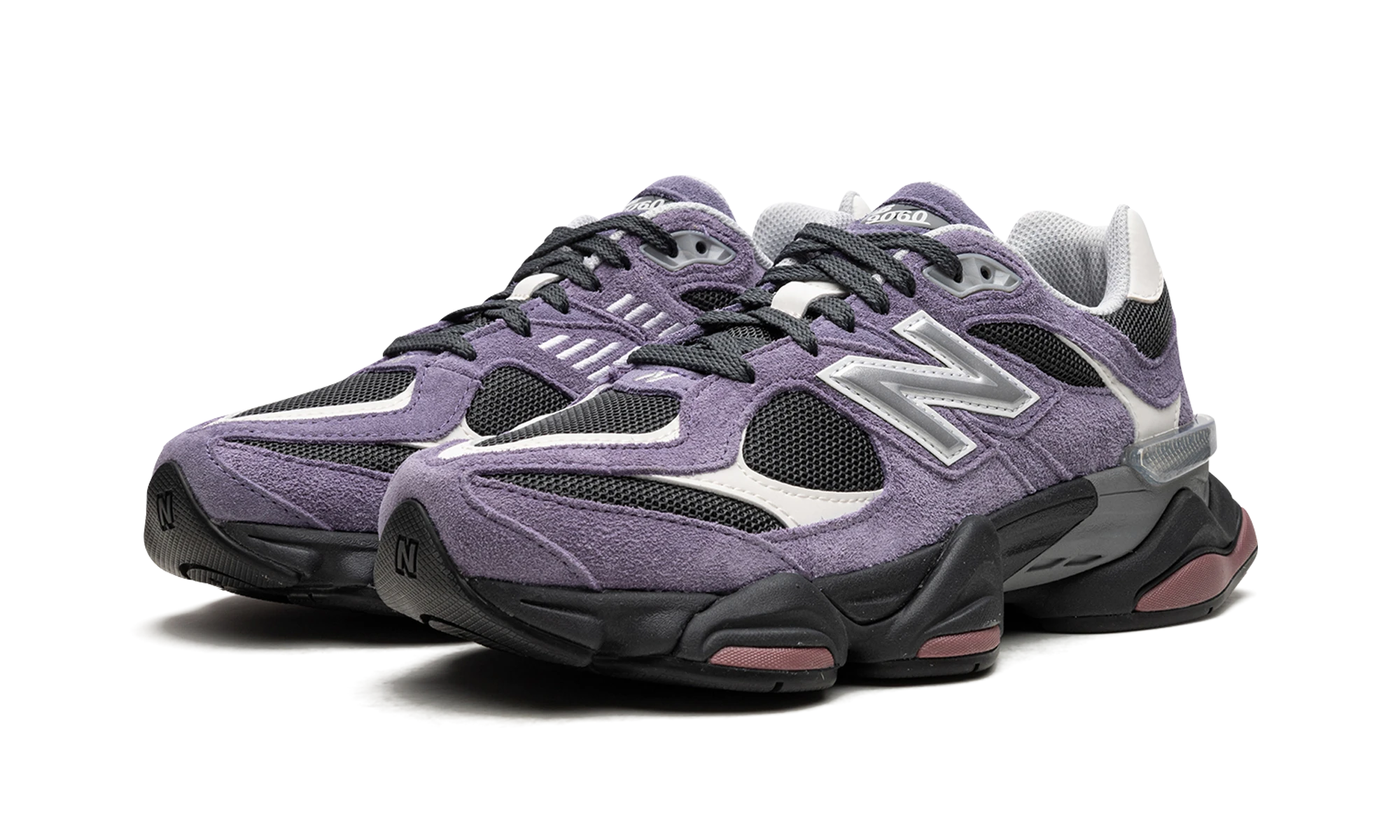 Detail van de binnenkant van de sneaker New Balance 9060 Violet Noir (U9060VRB) violet et noir.