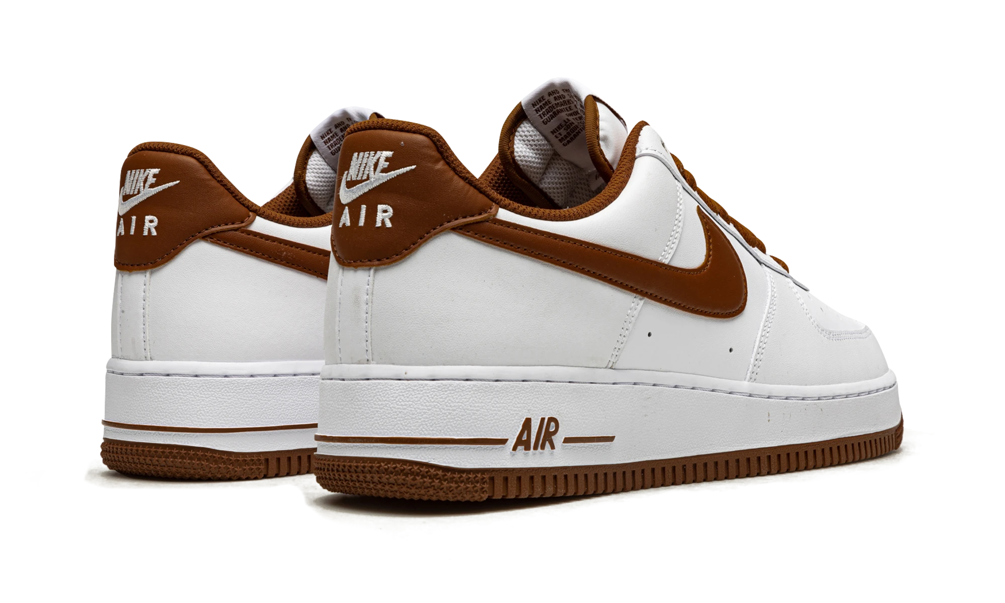 Чифт маратонки Nike Air Force 1 Low '07 Pecan (DH7561-100) – нови и автентични с оригинална кутия.
