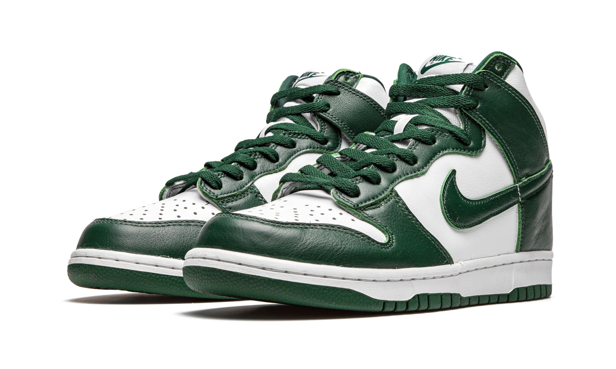 Detail of the inner side of the sneaker Nike Dunk High SP Spartan Green (CZ8149-100) blanc et vert.