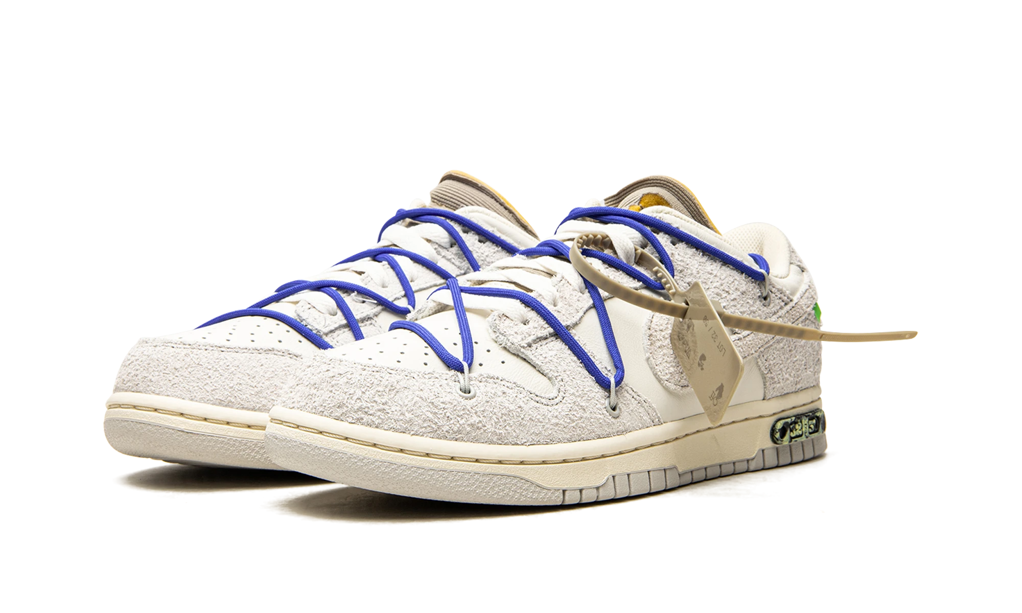 Dettaglio del lato interno della scarpa Nike Dunk Low Off-White Lot 32 (DJ0950-104) beige, gris et bleu.