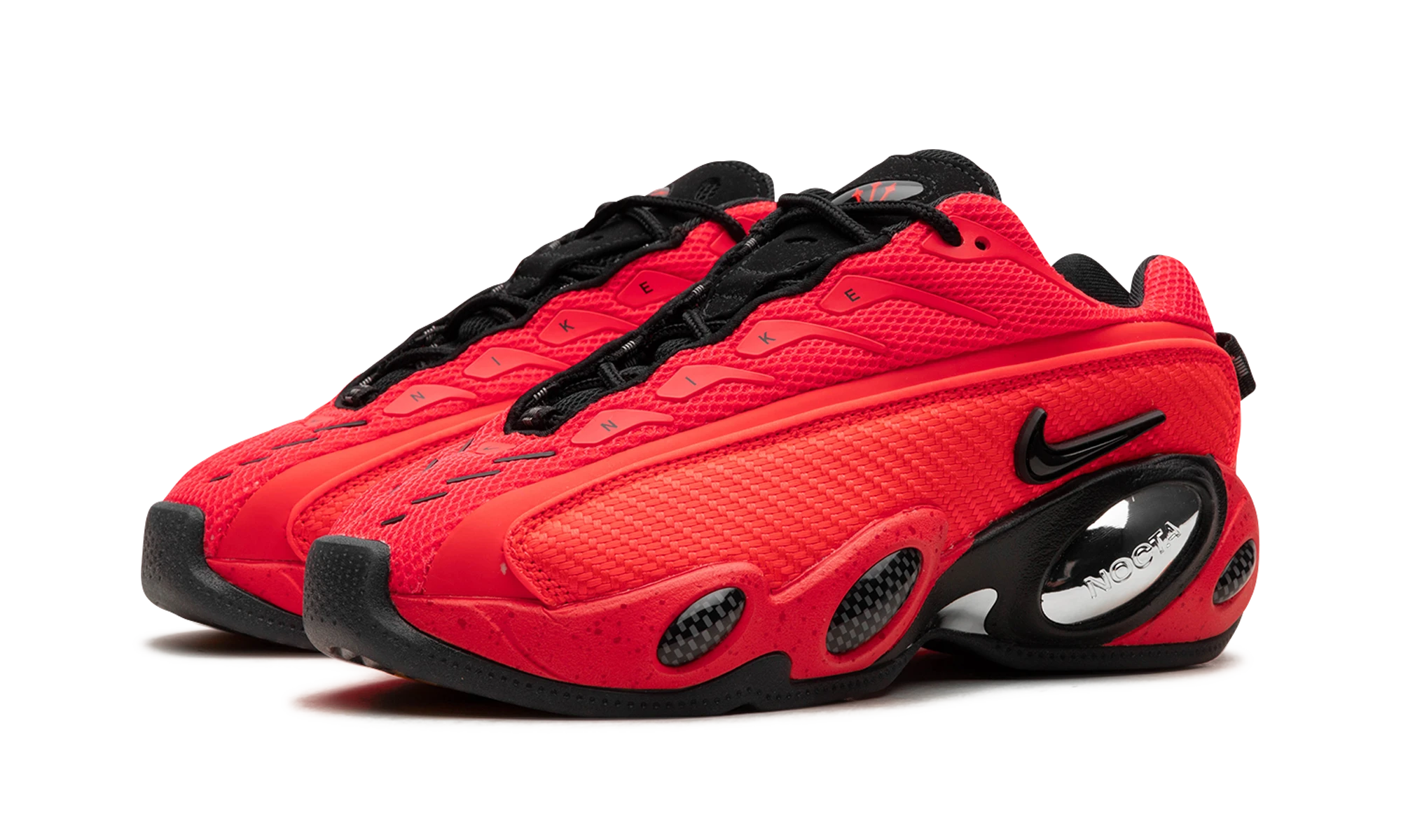 Detail of the inner side of the sneaker Nike NOCTA Glide Drake Bright Crimson (DM0879-600) rouge et noir.