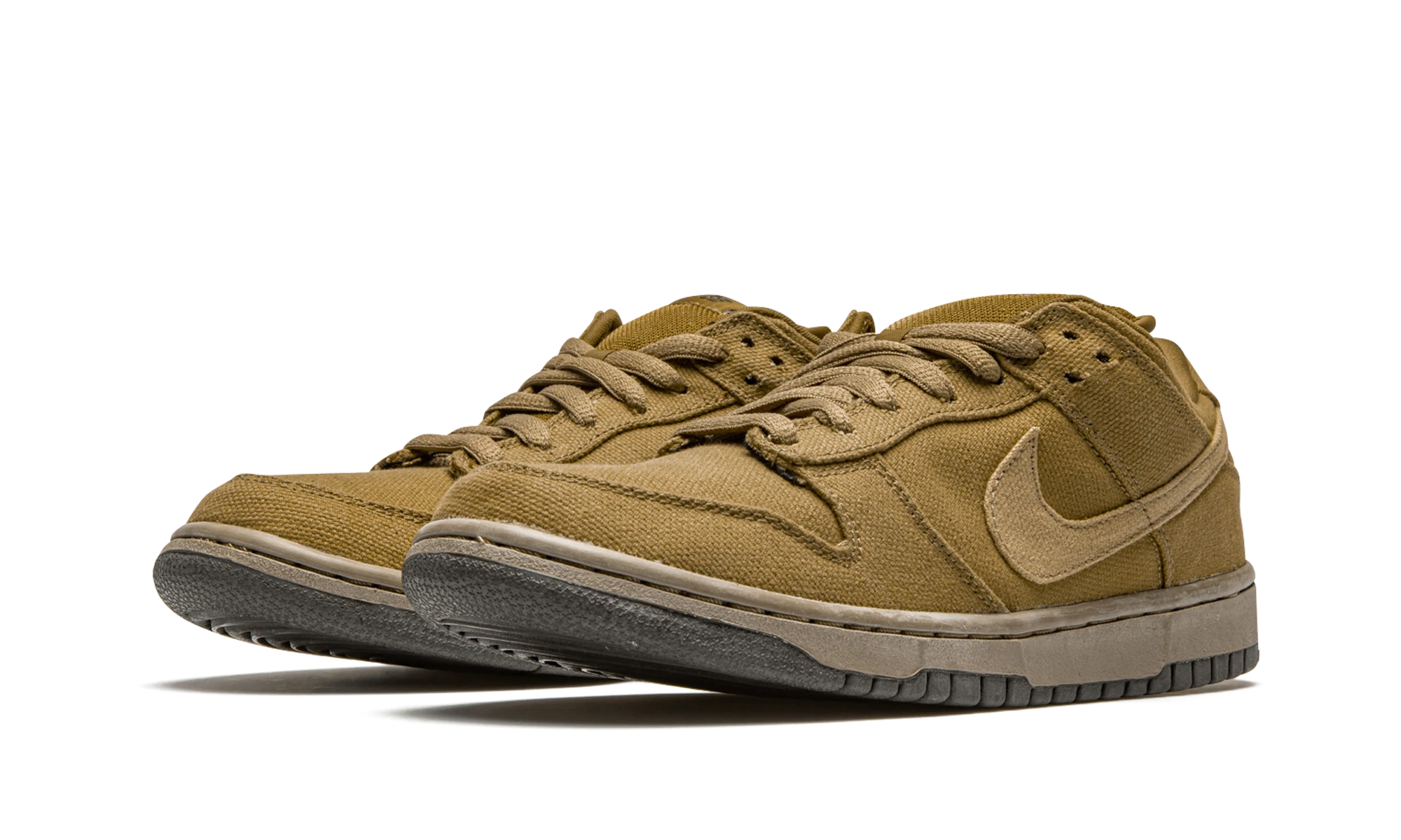 Detail of the inner side of the sneaker Nike SB Dunk Low Pro Spanish Moss (304292-321) multicolore.