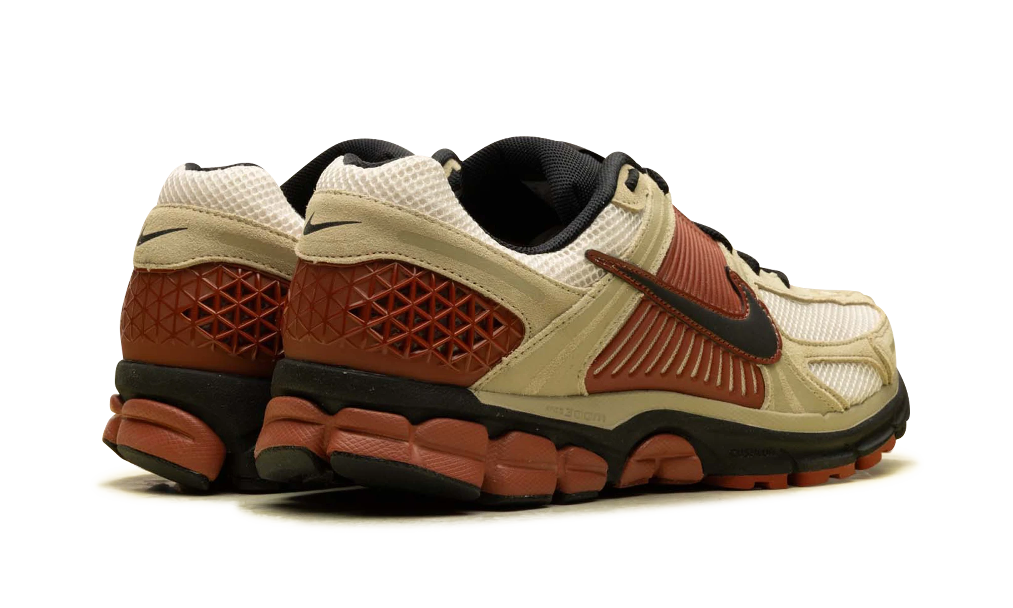 Pár tenisky Nike Zoom Vomero 5 Desert Khaki Light Orewood Brown Mars Stone Black (HF1553-201) – zbrusu nové a autentické s originální krabicí.