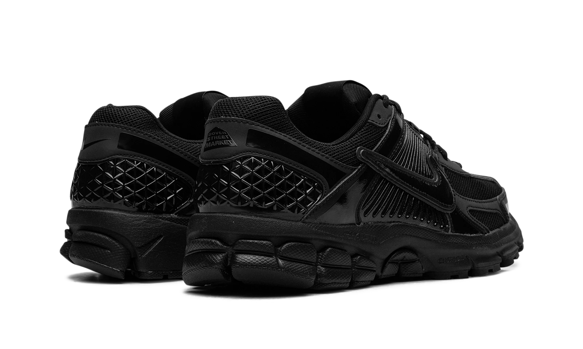 Pár tenisky Nike Zoom Vomero 5 Dover Street Market 20th Anniversary (FZ3313-001) – zbrusu nové a autentické s originální krabicí.