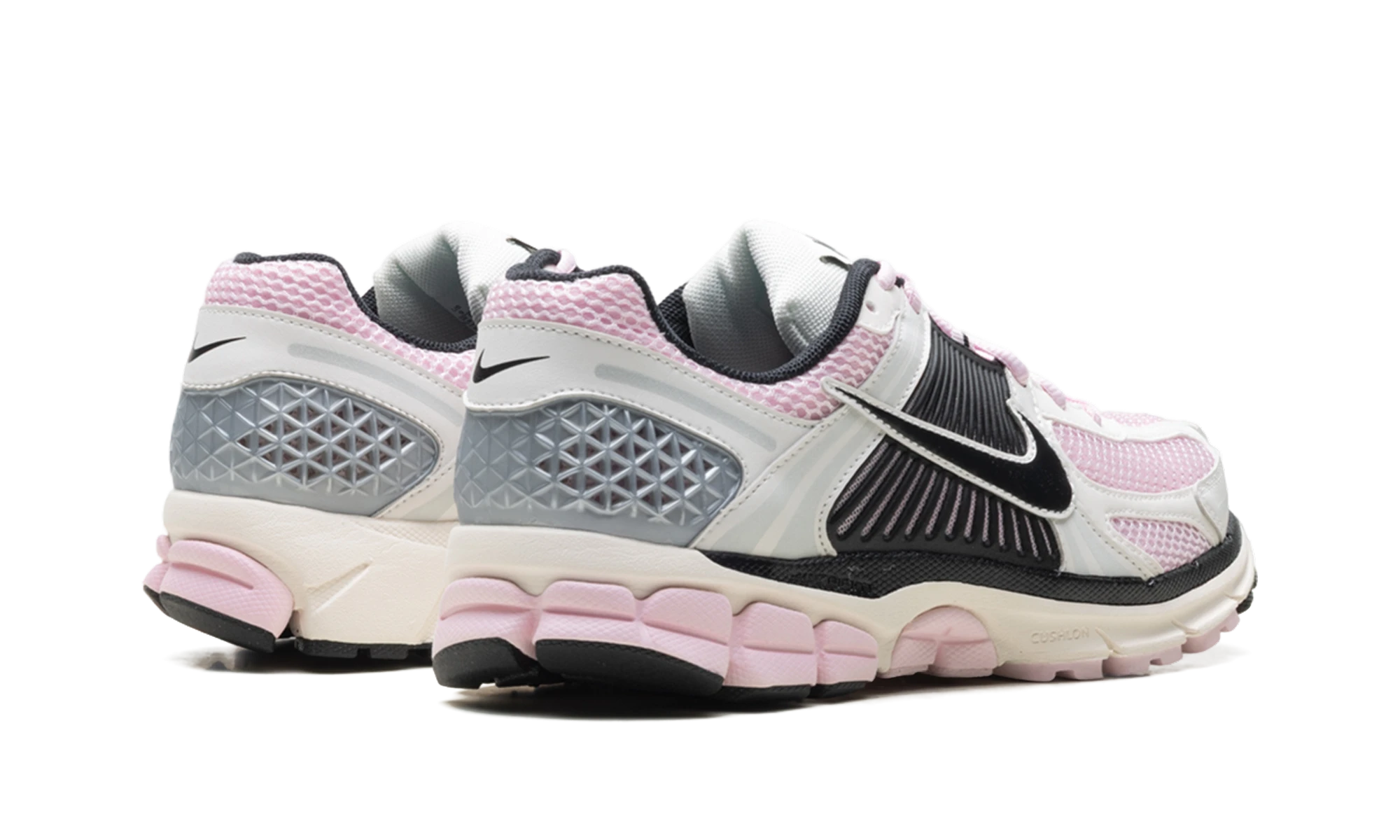 Par superge Nike Zoom Vomero 5 Pink Foam Phantom Metallic Platinum Black (FB9149-600) – novih in pristnih z originalno škatlo.