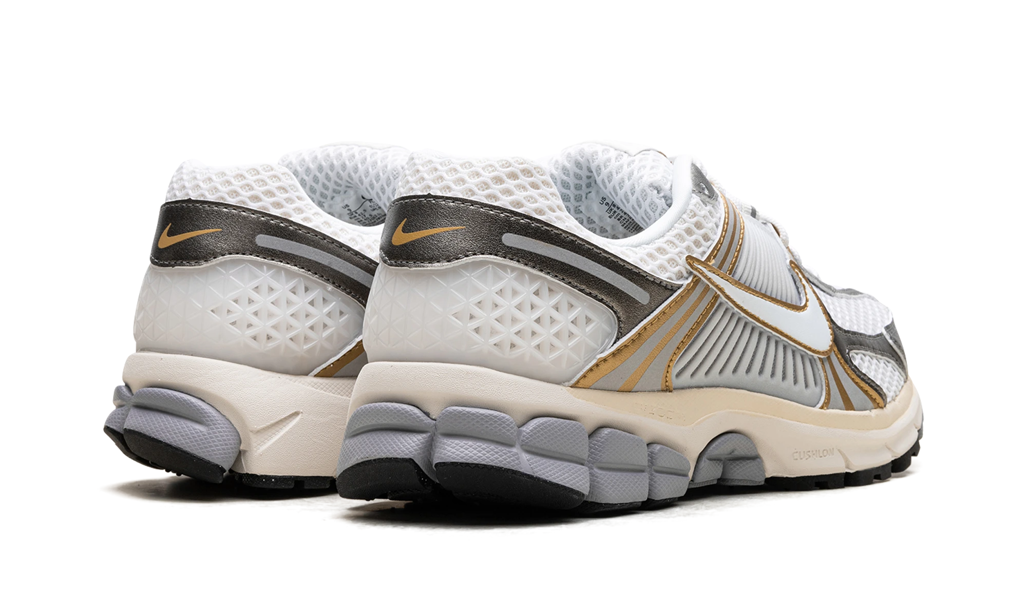 Par superge Nike Zoom Vomero 5 Platinum Tint Metallic Gold (HJ7247-099) – novih in pristnih z originalno škatlo.