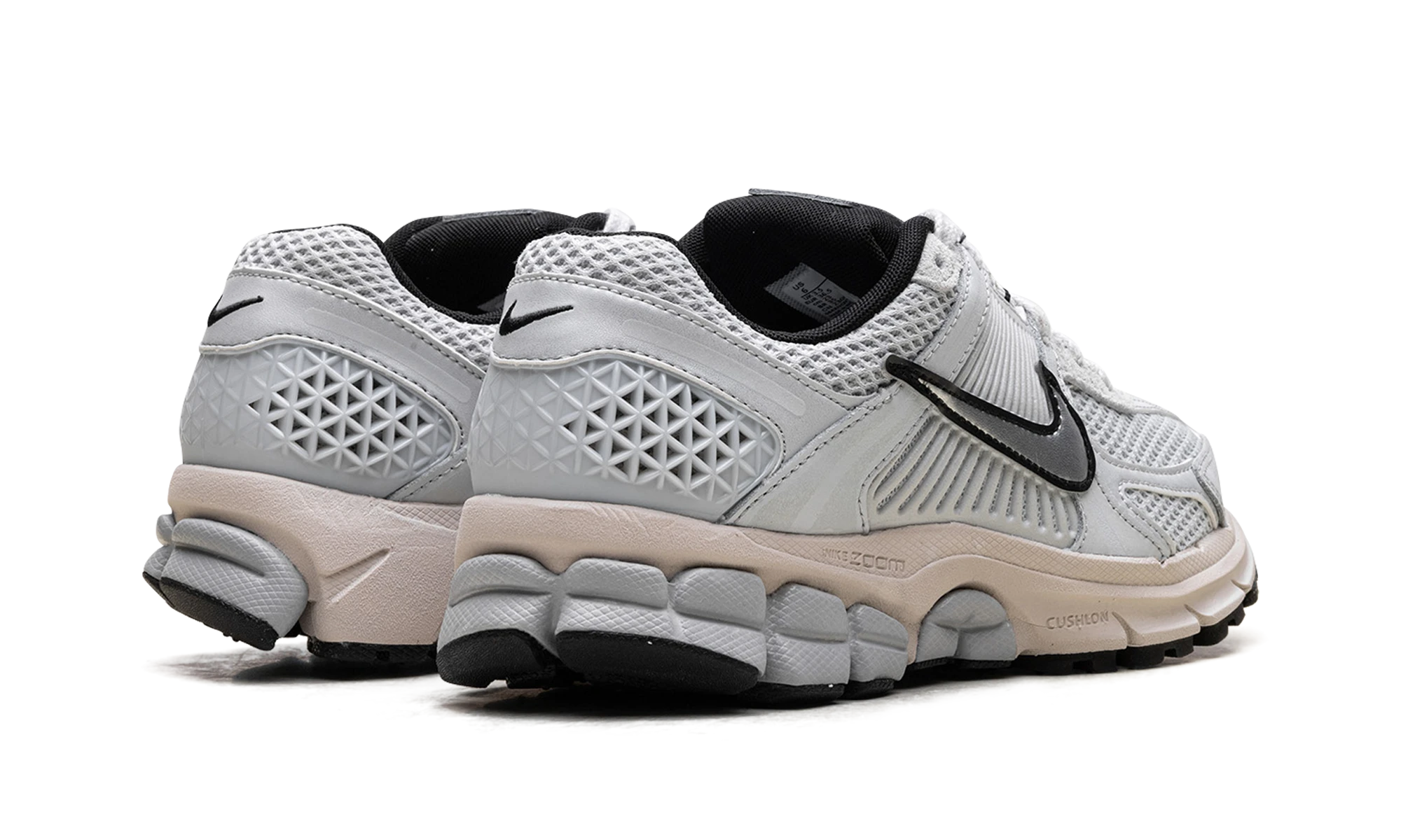 Par de sapatilhas Nike Zoom Vomero 5 Pure Platinum (FN6742-002) novas e autênticas com caixa original.