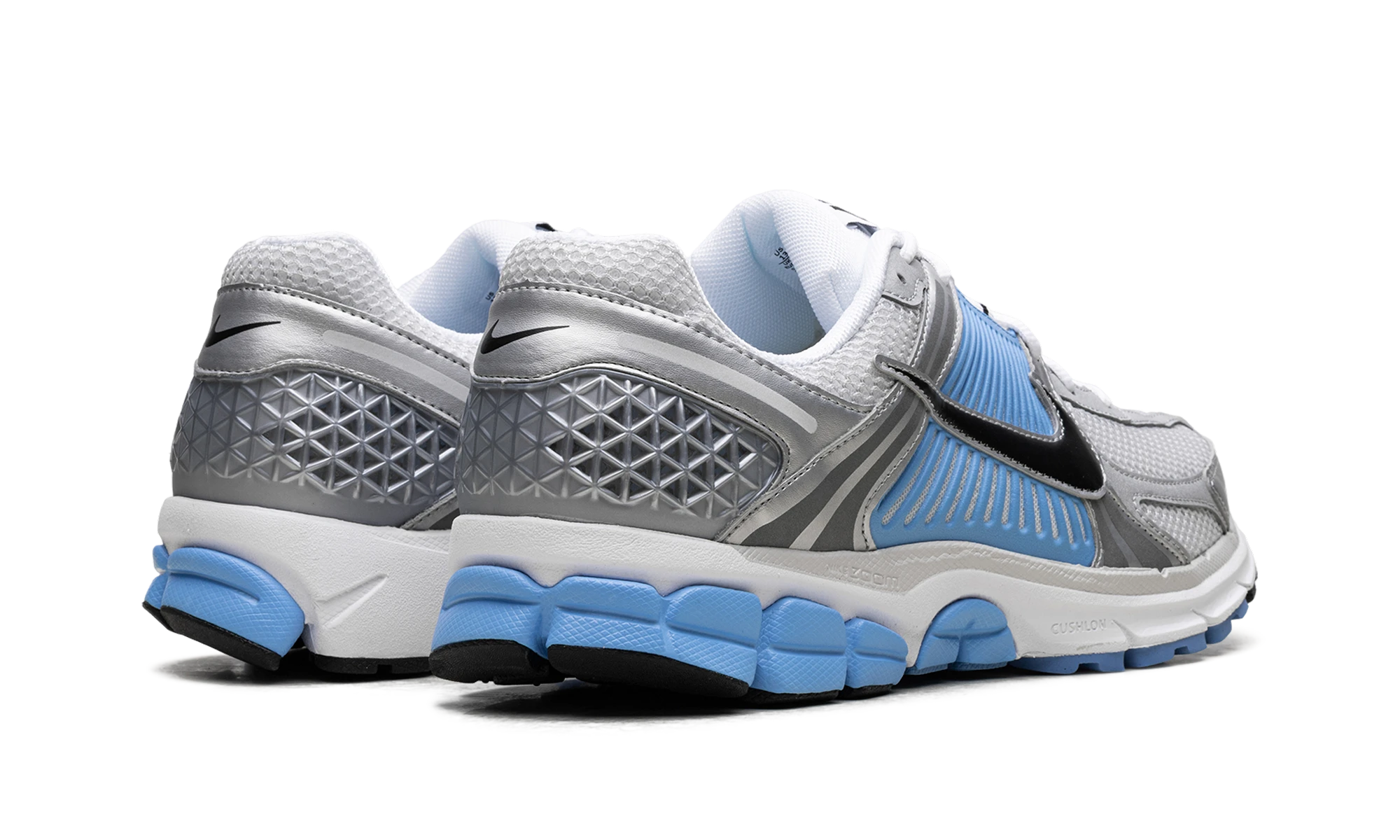 Par superge Nike Zoom Vomero 5 Pure Platinum University Blue (FJ4151-101) – novih in pristnih z originalno škatlo.