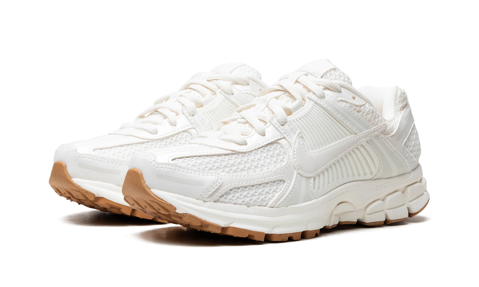 Detail of the inner side of the sneaker Nike Zoom Vomero 5 Sail Coconut Milk (HM5886-133) beige, blanc et noir.