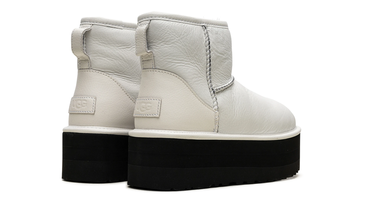 UGG Classic Mini Platform Mat Çizme Ultra Mat Beyaz (1130611-UMWH)