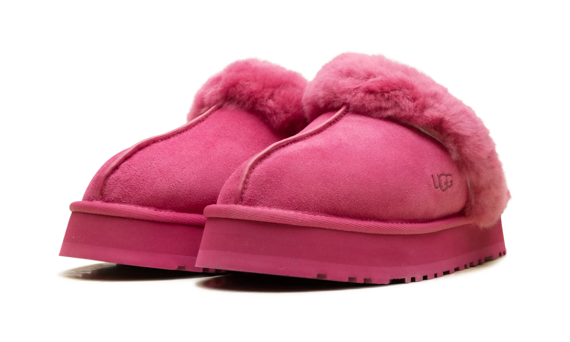 Outer rubber sole of the UGG Disquette Slipper Dark Peony (1122550-DNY).