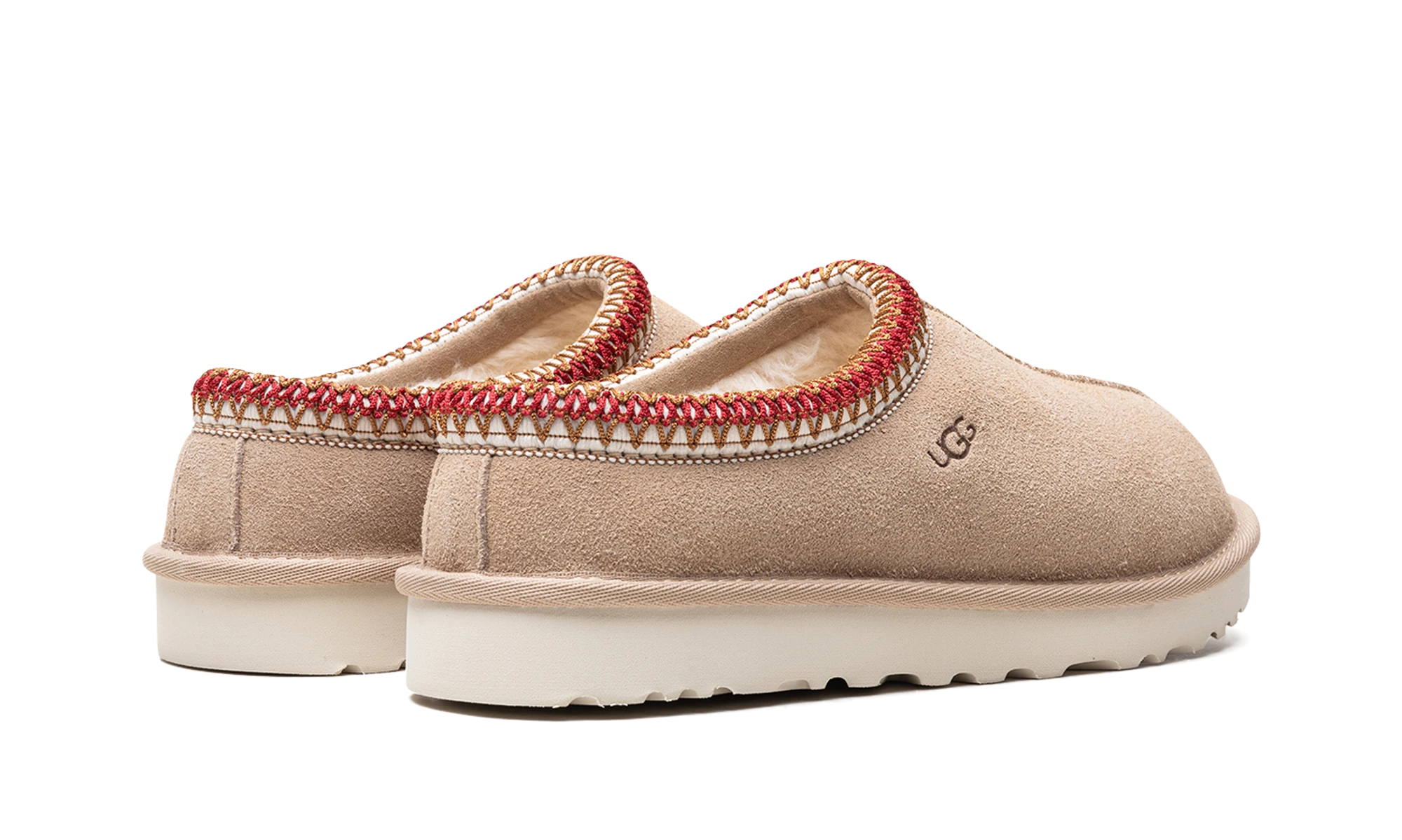 Rear view of the UGG Tasman Slipper Sand Dark Cherry heels.